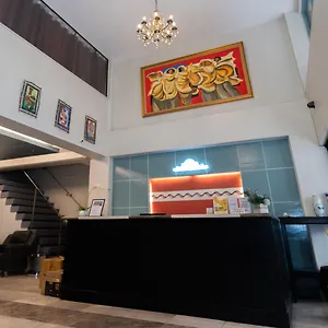Hotel Royal And Residences, Davao